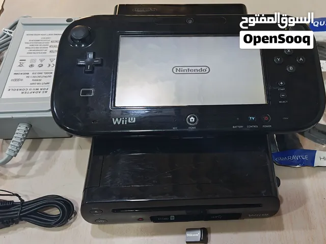 نيتندو وي يو 32 جيجا  مهكر جاهز نظيف مع اغراضه وفلاش 4 جيجا ومع العاب  وبطاريه جديده كبيره