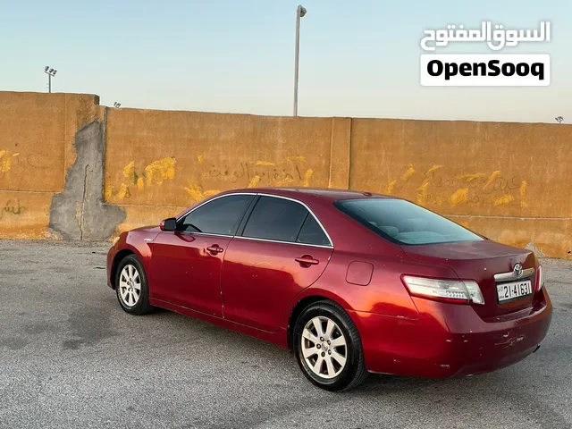 تويوتا كامري 2010 هايبرد مرخصة بحالة جيدة مع مواصفات أمريكية