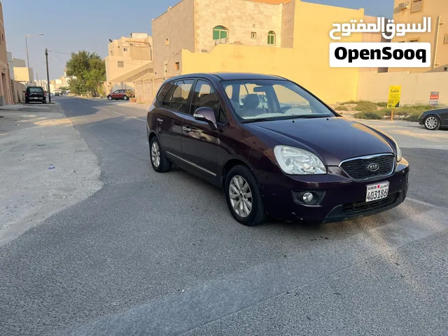 للبيع كيا كارينز