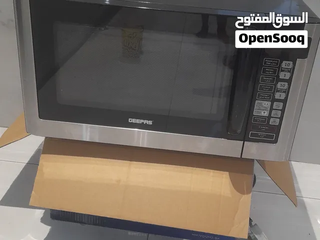 اللبيع  فرن  اجليم  غاز  إيطالي بحاله        ممتازه  ونظيفة فل سفتي      60 /80 السعر 130 دينار  لتو