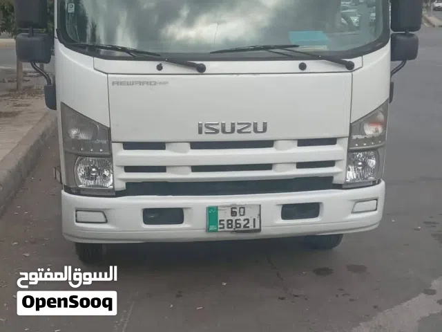 تنك مياه للبيع ايسوزو 2013 وكاله