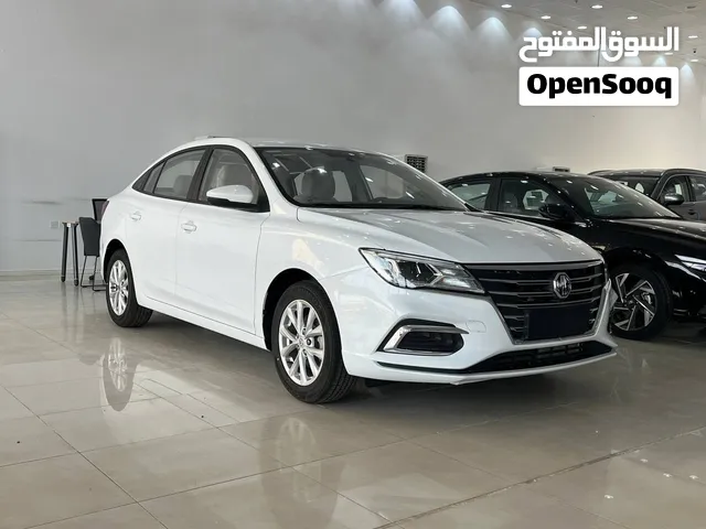 MG 5 Standard  2025 - لون ابيض