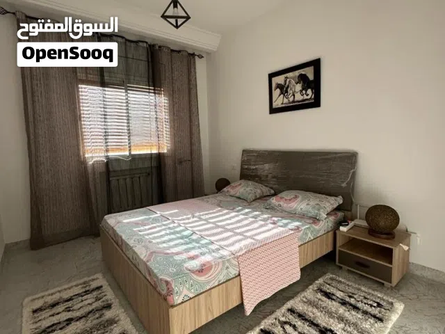 استوديو أنيق للإيجار في المنزه 7 مكرر