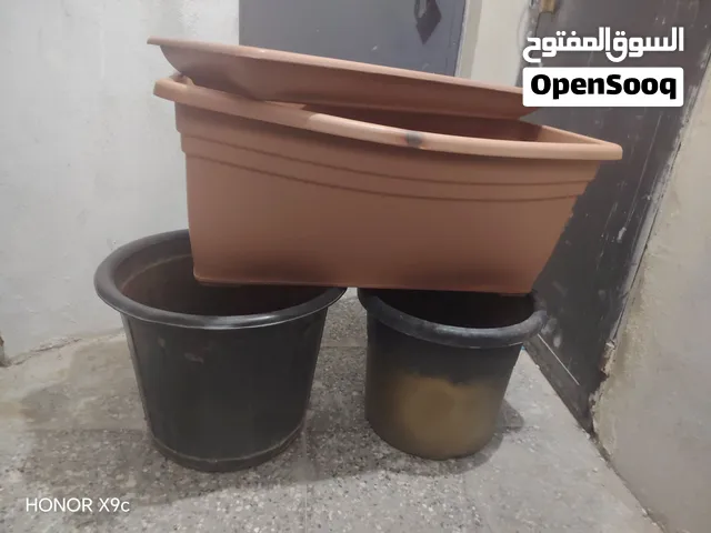 قوارير زراعيه كبيره عدد 3