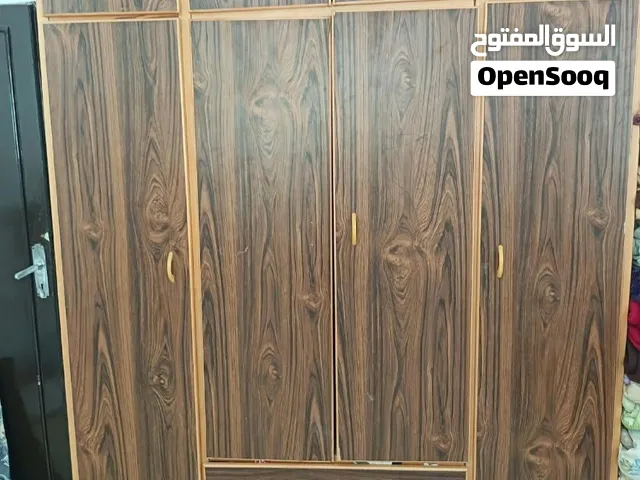 خزانة مستعملة بحال الوكالة