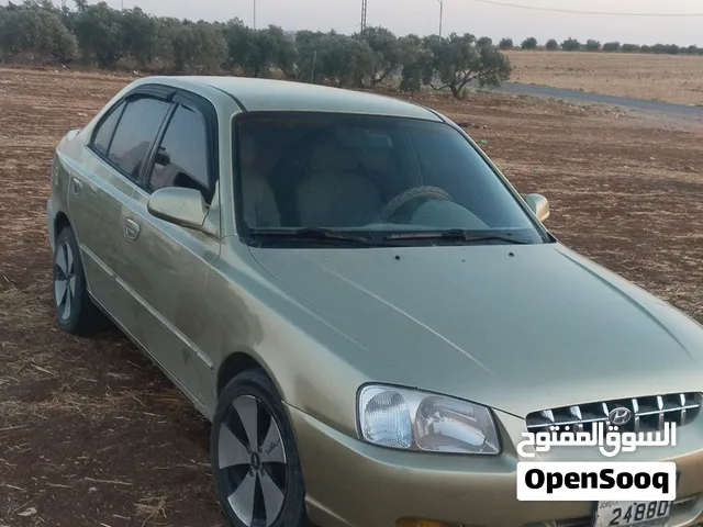 هيونداي فيرنا 1999