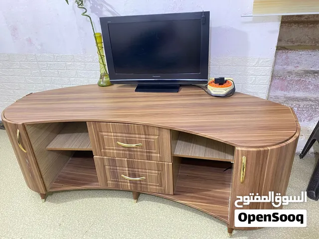 ميز تلفزيون خشب ثقيل