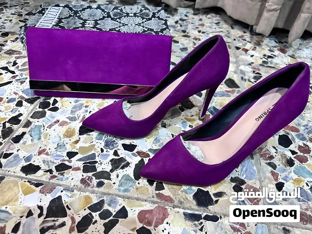 حذاء قياس 39 ارجواني