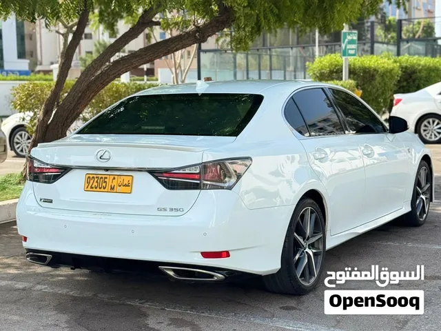 للجادين فقط للبيع لكزس جي اس f اصل سياره نظيفه جدا وممشى بسيط