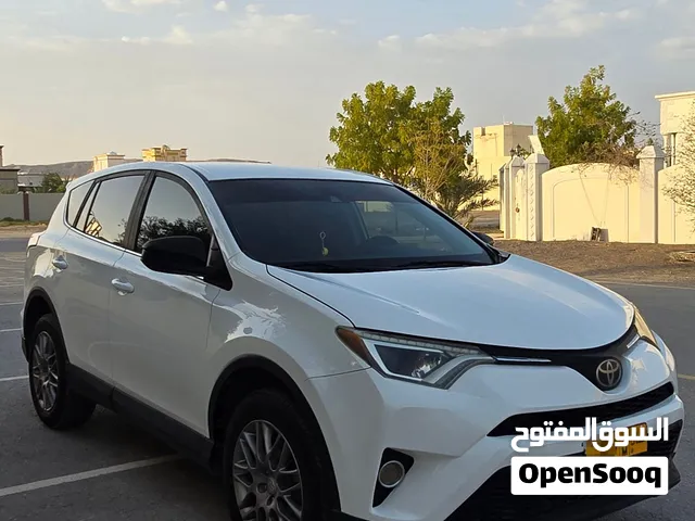 Used Toyota RAV 4 in Al Dhahirah