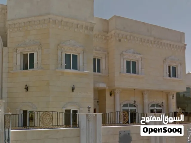لطفا يمتنع المكاتب العقاريه والوسطاء للبيع فيلا فخمة جدا في الجرينه 14،700 قدم حجر خارجي مميز ولفت
