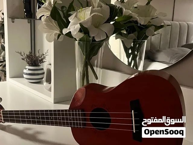 جيتار اليوكليلي