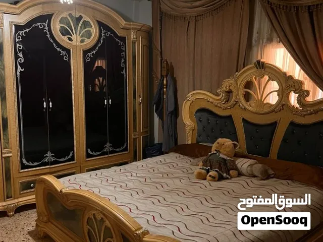 اثاث منزل كامل شبه جديد مستعمل اقل من سنة مصمم اسباني للبيع كله