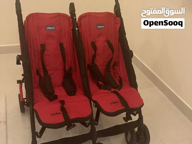 عربة اطفال شيكو