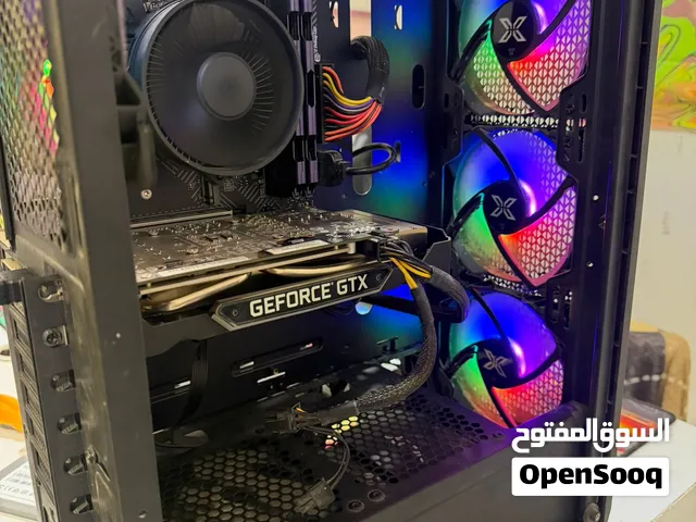 Pc للبيع السعر 550 قفل بدون احراج