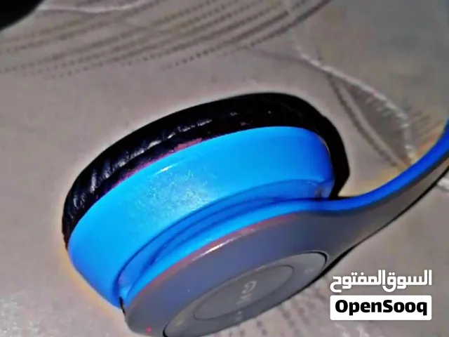 سماعة بإضاءة مميزة للبيع – بسعر 2 دينار فقط!