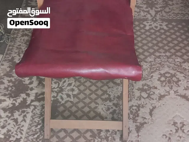 كرسي خشب بلاج