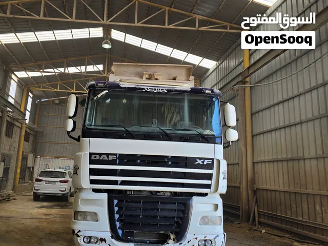 قلاب DAF XF  طراز 460