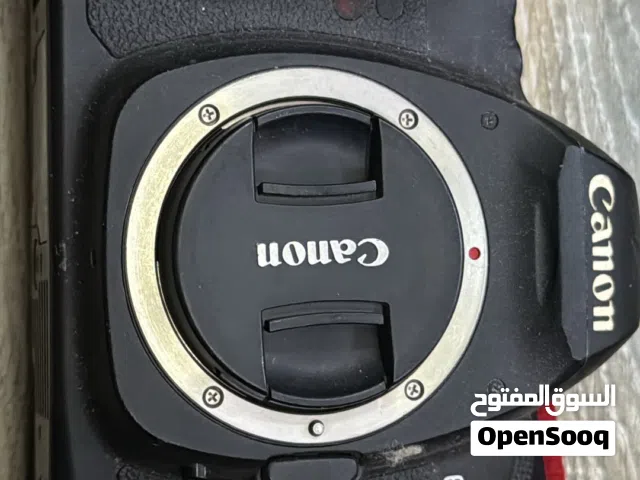 كميرا كانون 5D mark2 مع عدسات وبعض الملحقات   Canon 5D mark2 camera with lenses and some accessories