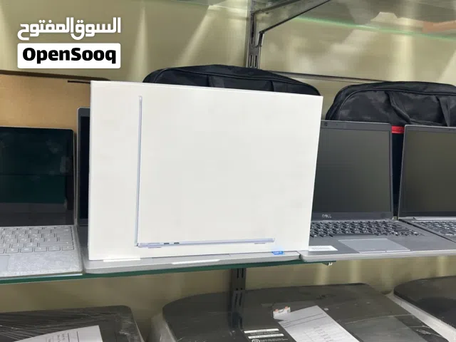 ماك بوك اير m4 الرام 16جيجا هارد 512ssd الشاشة 13بوصة لون فضي ازرق سماوي أسود كفالة سنه لدي الوكيل