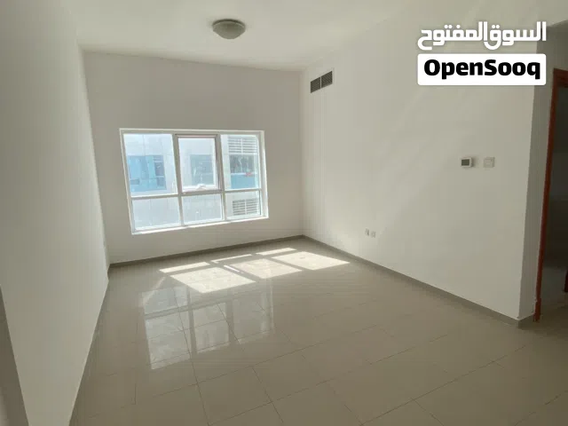 للبيع غرفة وصالة ابراج الؤلؤة عجمان مساحة 905 قدم