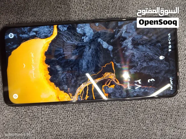 الجهاز نظيف وحالته ممتازه