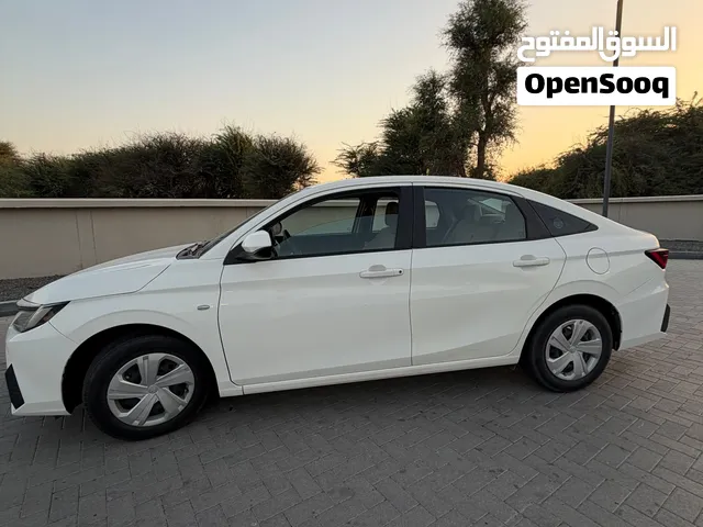 تويوتا ياريس اجار يومي 10