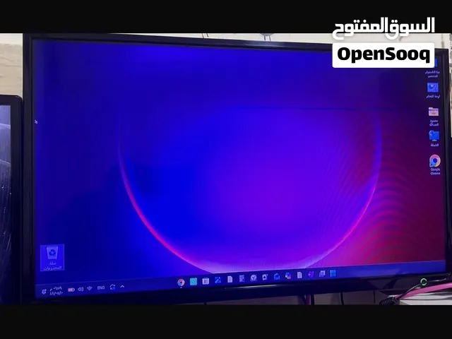 شاشة Toshiba 32 بوصة - فيها خط خفيف غير مؤثر