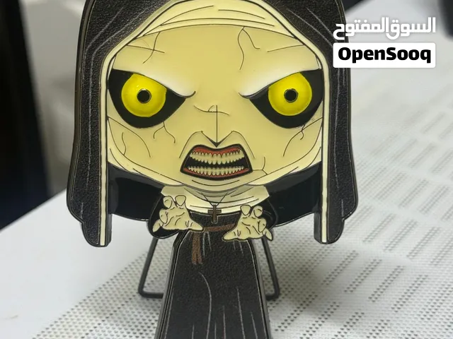تمثال ذنان تولع العين في الضلام