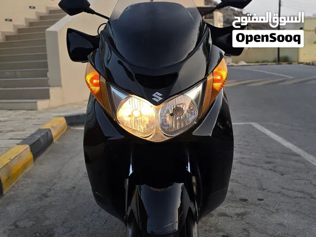 دراجة سوزوكي SKY WAVE 400