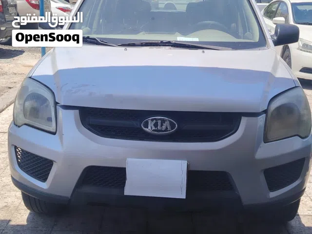 كيا 20010  للبيع نظيفه البيع لدواعي السفر نهاي ليت الدي شاشه كمره خلفيه قطع غيار كلو وكالة