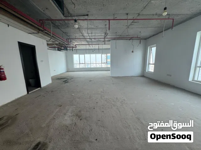 مكتب فاخر بتشطيب كامل  1520 قدم  تكييف مجاني + باركنين