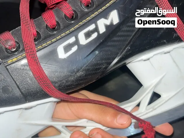 سكيت CCM مستعمل ونظيف هذا جاد م بنقصر معاك