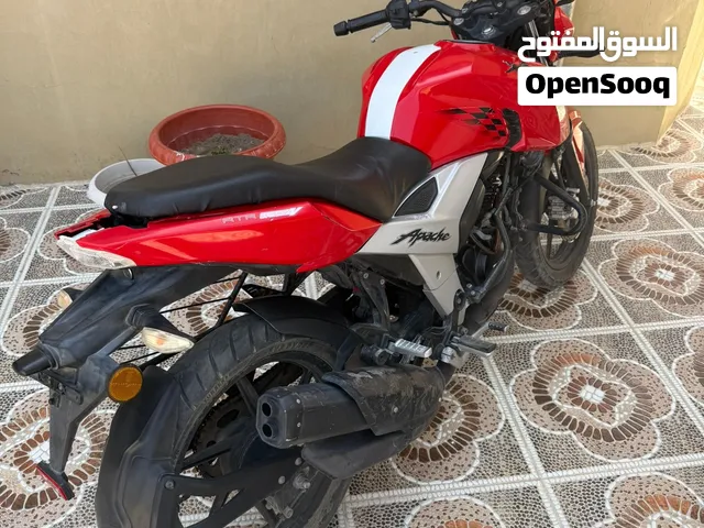 TVS Apache RTR 160 4V تي في إس أباتشي 160 – أربع صمامات بأوراق الوكالة