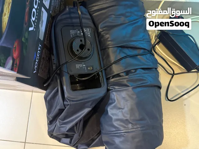 سرير منفاخ فيه ثقب فقط محرك النفخ يعمل بشكل جيد
