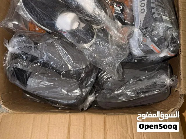 شروة احذية و ساعات بسعر الجملة الرجاء التواصل