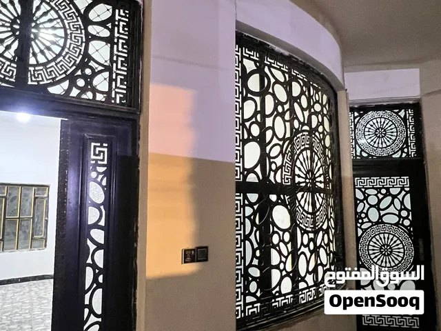 100 m2 2 Bedrooms Apartments for Rent in Basra Khadra'a