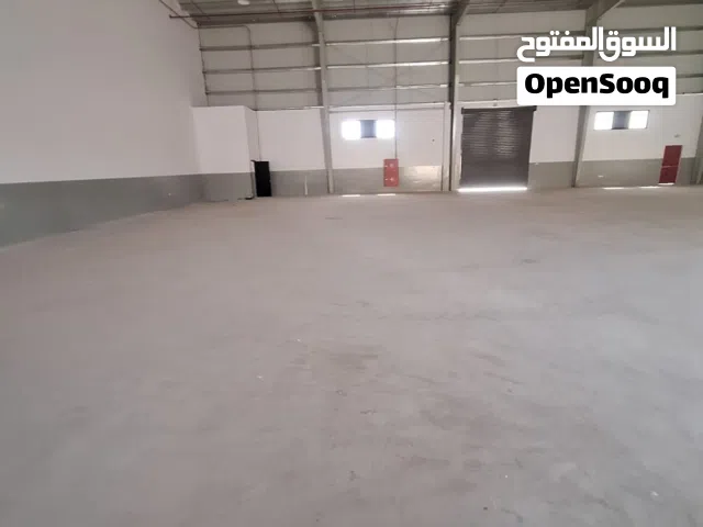 مستودع جديد مساحات واسعه للايجار بقوه كهربا عاليه