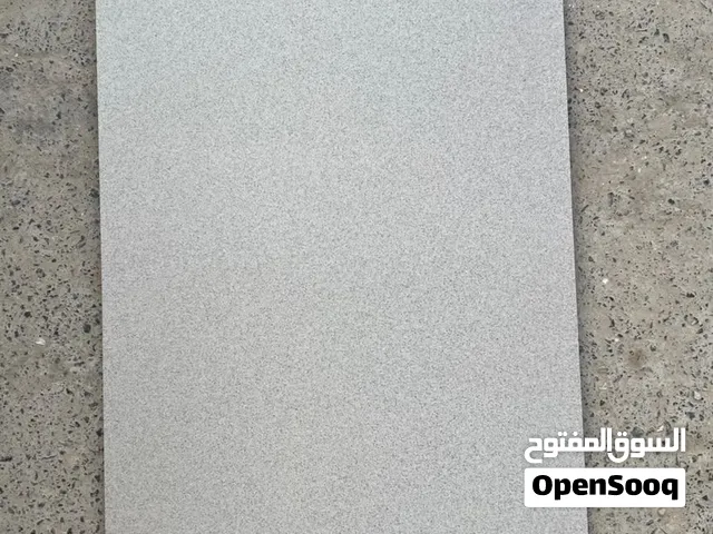 بلاط سيراميك