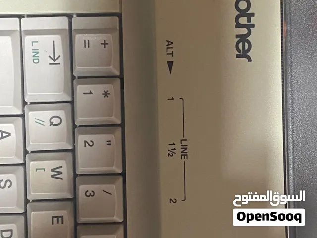 آلة كاتبة إلكترونية Brother AX-100 أصلية