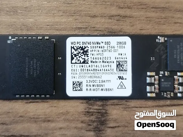 SSD / M.2 - NVMe - 256.GB / Western Digital -Health 100%
