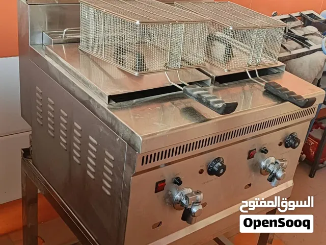 قلايه للبيع حجم ثنتين عيون كبيره سميكه فخامه