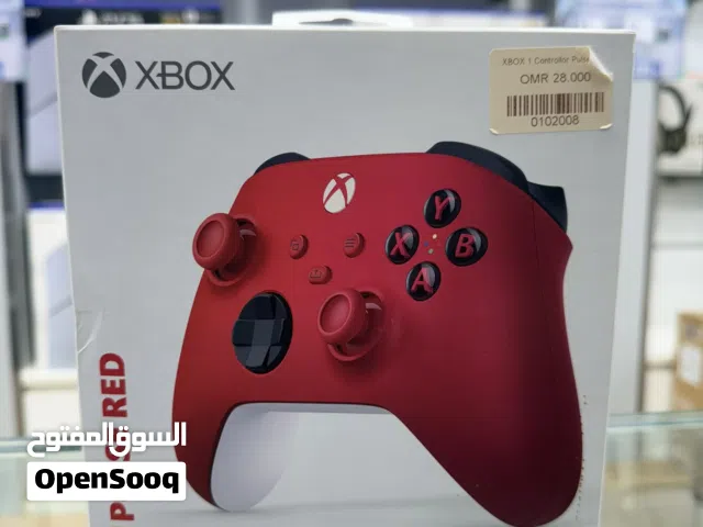 Xbox Wireless Controller – Pulse Red يد إكس بوكس لاسلكية جديدة كلياً – لون أحمر