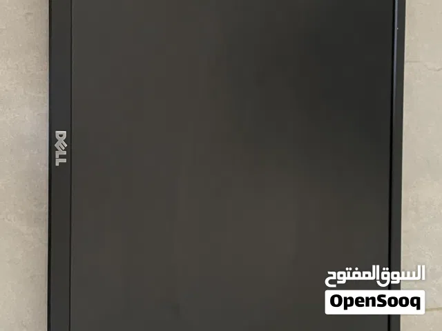 شاشه ديل نضيفه وشغاله بسعر 15ريال