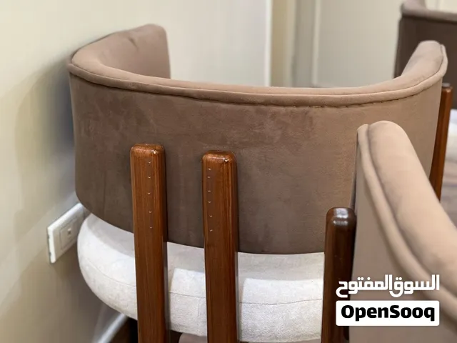 كراسي طاولة طعام جديدة