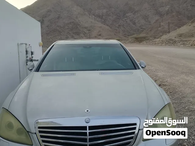 Used Mercedes Benz C-Class in Al Dakhiliya