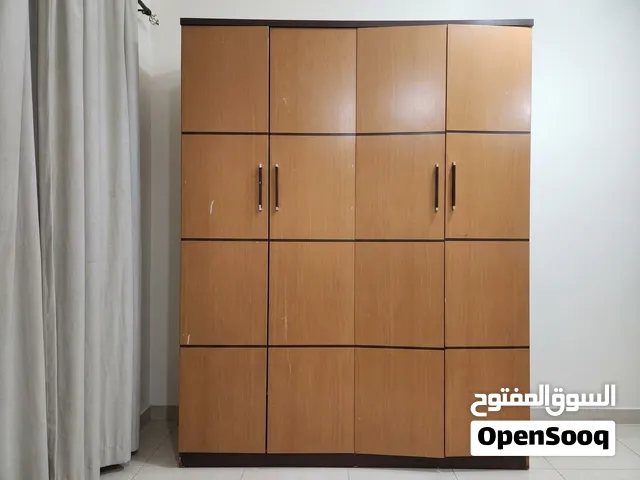 غرفة نوم كاملة بحالة ممتازة