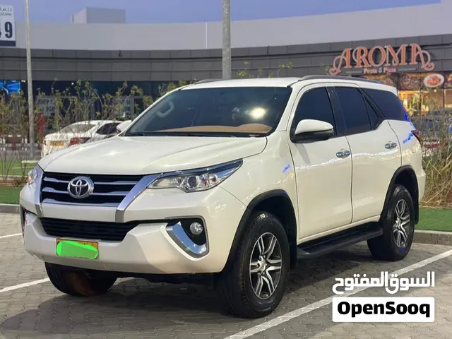 Used Toyota Fortuner in Al Dakhiliya
