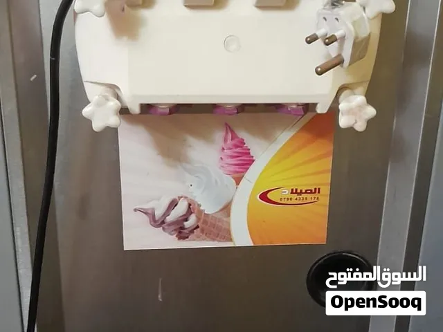 مكينة صناعة آيس كريم