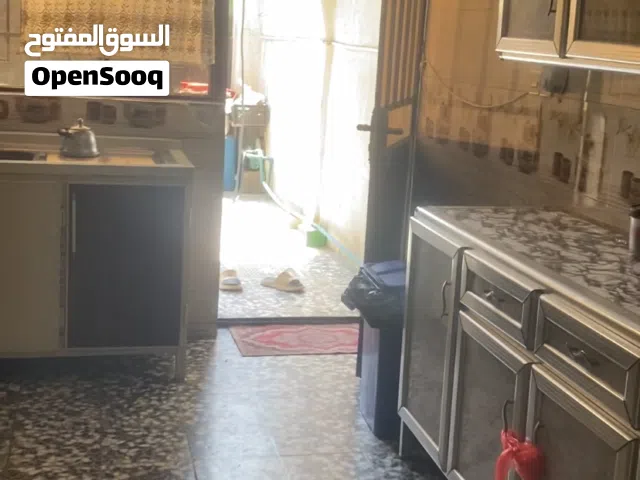 بيت نظيف جدا الدوره حي الشرطه مجاور ابو طياره